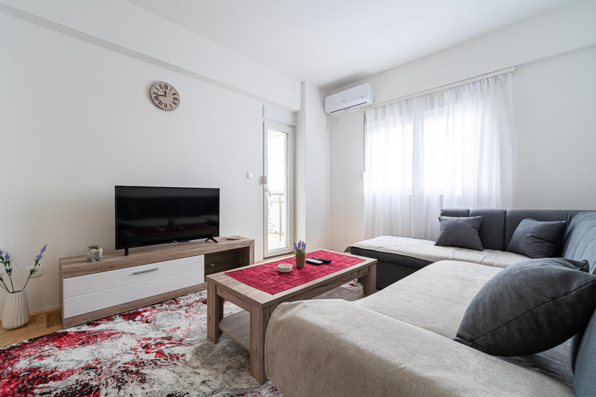 Tuski Put Apartman Apartamento Podgorica Exterior foto